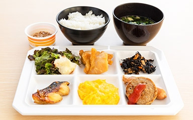 A Sample of Dishes (Daily Special)
