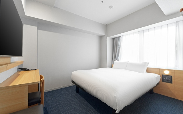 コンフォートダブル（デスク付）