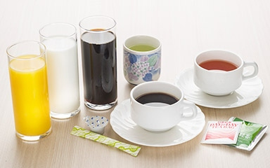饮料（咖啡、红茶、绿茶、果汁、牛奶）