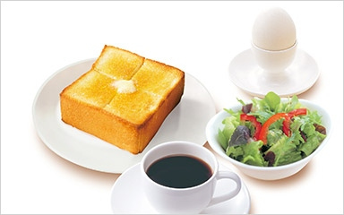 1.白煮蛋＆厚切奶油土司
+ 咖啡 or 紅茶 or 柳橙汁