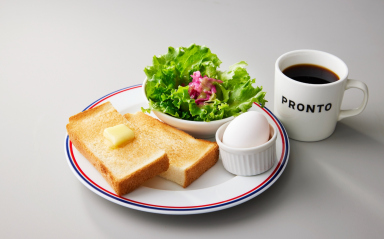 土司＋沙拉＋白煮蛋or优格+下列饮料