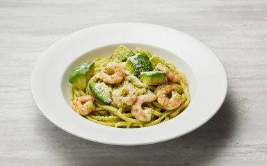 Basil Sauce with Shrimps and Avocado