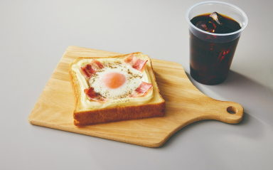 아침 식사 빵+하기 드링크