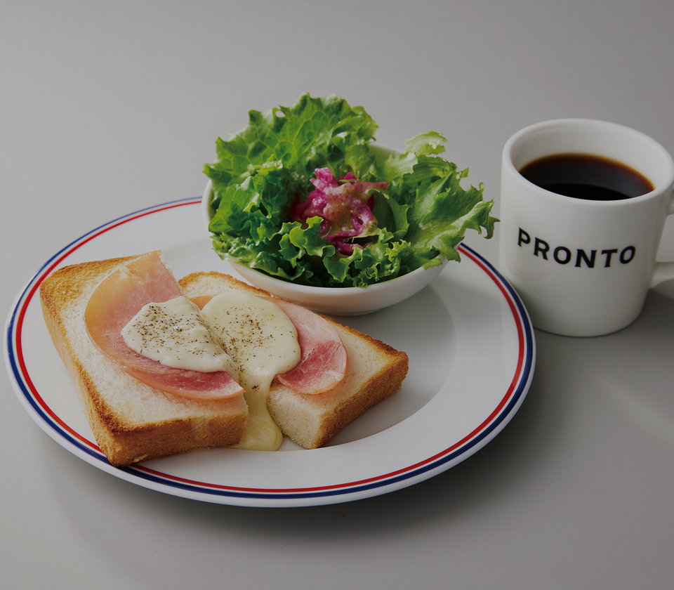 朝食は「PRONTO」にてセットメニューをご用意