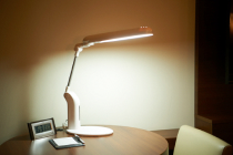 画像:電気スタンド