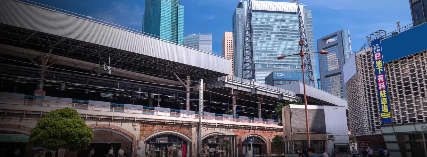JR新橋駅・SL広場より徒歩2分の好立地