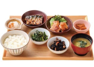 画像：さばともろみチキン炭火焼きの朝定食（水・日）