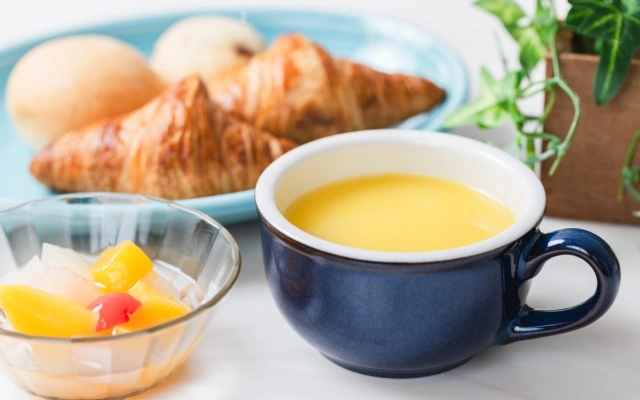 朝食