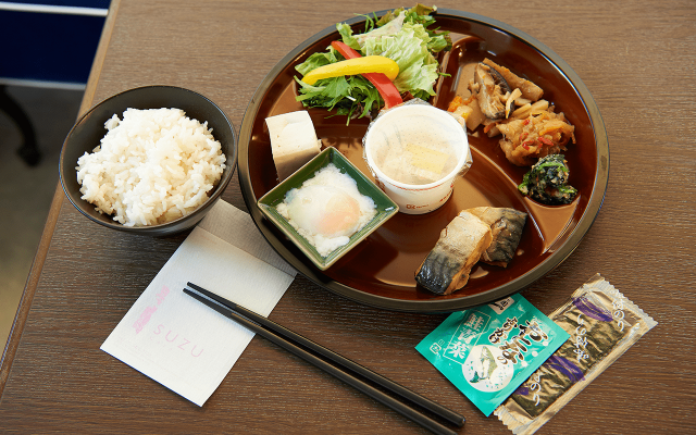 朝食