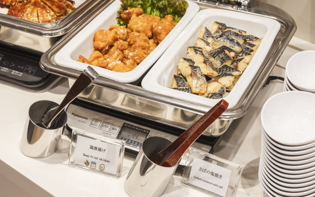 鶏唐揚げ　さばの塩焼き