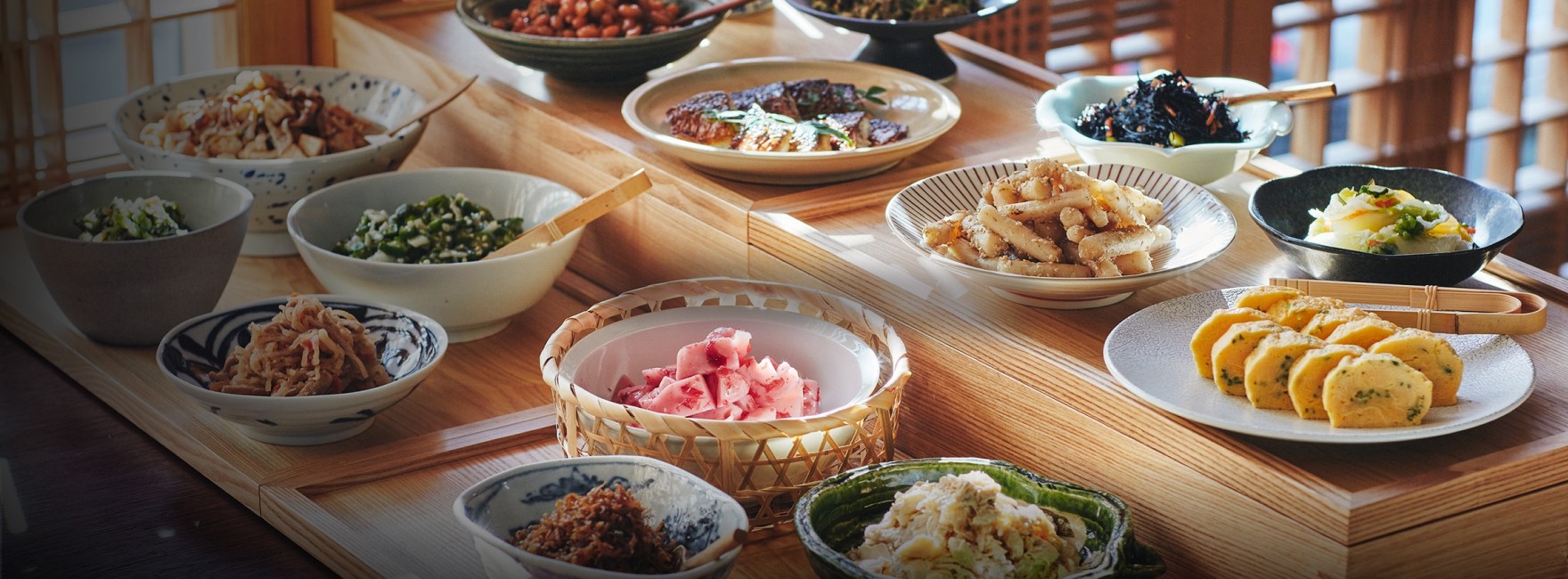 朝食はレストラン「しゃぶしゃぶ山笑ふ」にてご提供
