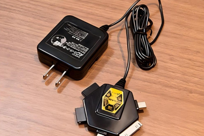 画像:携帯充電器