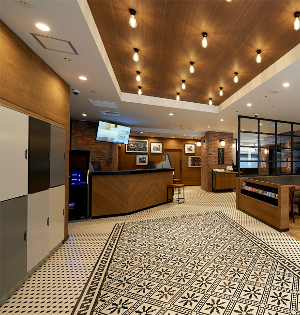 フロント・ロビー