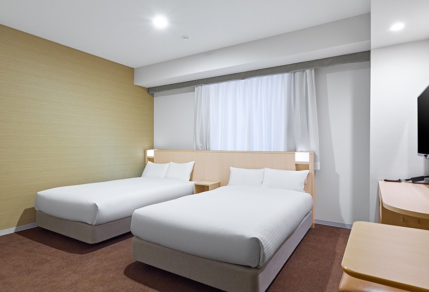 ユニバーサルツイン