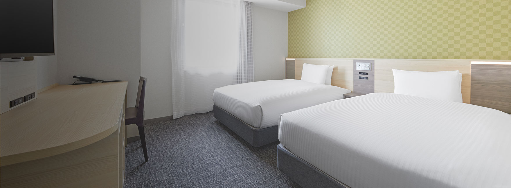 『最上の眠り』をお約束するシモンズ社製ベッドを全室に導入