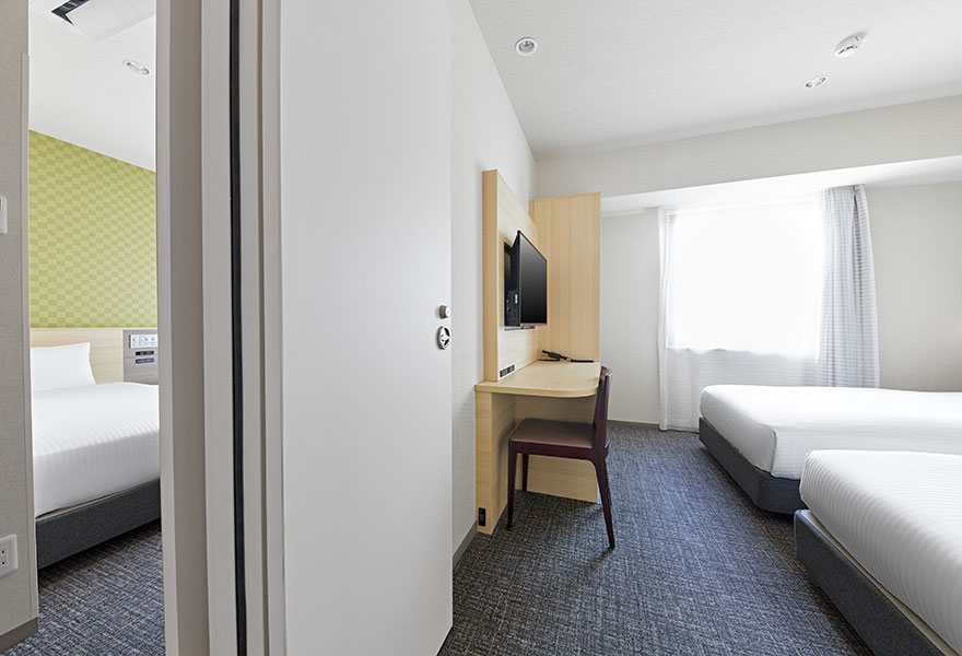 Connected Twin Rooms