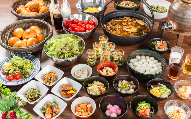 朝食