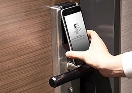 スマホがルームキーに