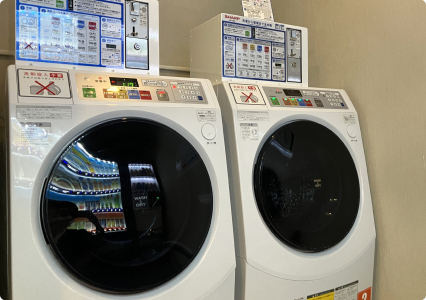 画像：コインランドリー