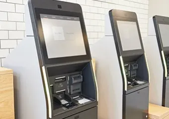 セルフチェックイン・チェックアウト端末「スマーレ」