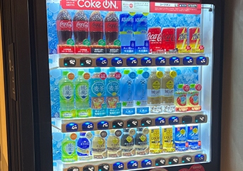 画像：自動販売機コーナー