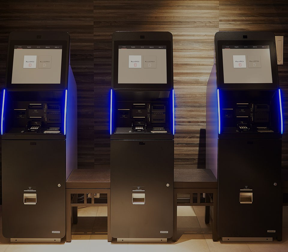 可透過自助登記/退房終端設備簡單辦理手續