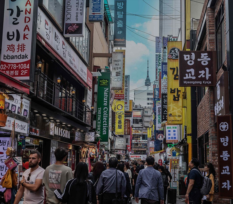 地理位置绝佳，面对明洞区中心的主街