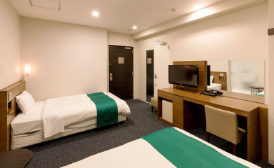 Universal Twin Room