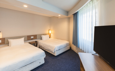 Premium Fourth Room