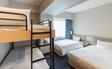 Family Room(bunk beds)