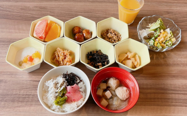 A sample of dishes (Japanese)