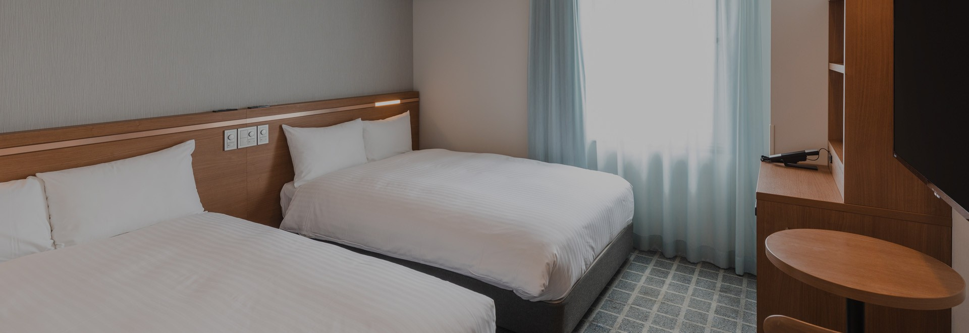 所有客房皆採用保證提供『頂級睡眠品質』的席夢斯床墊