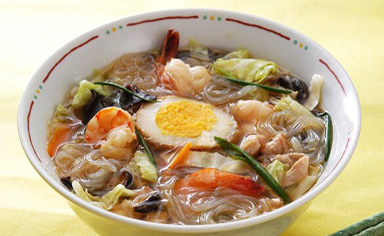 Taipien (vermicelli soup)