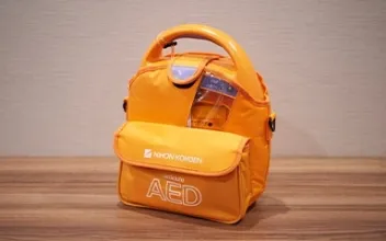 AED（自動体外除細動器）