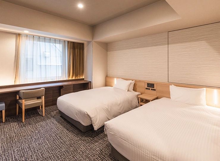 ユニバーサルツイン