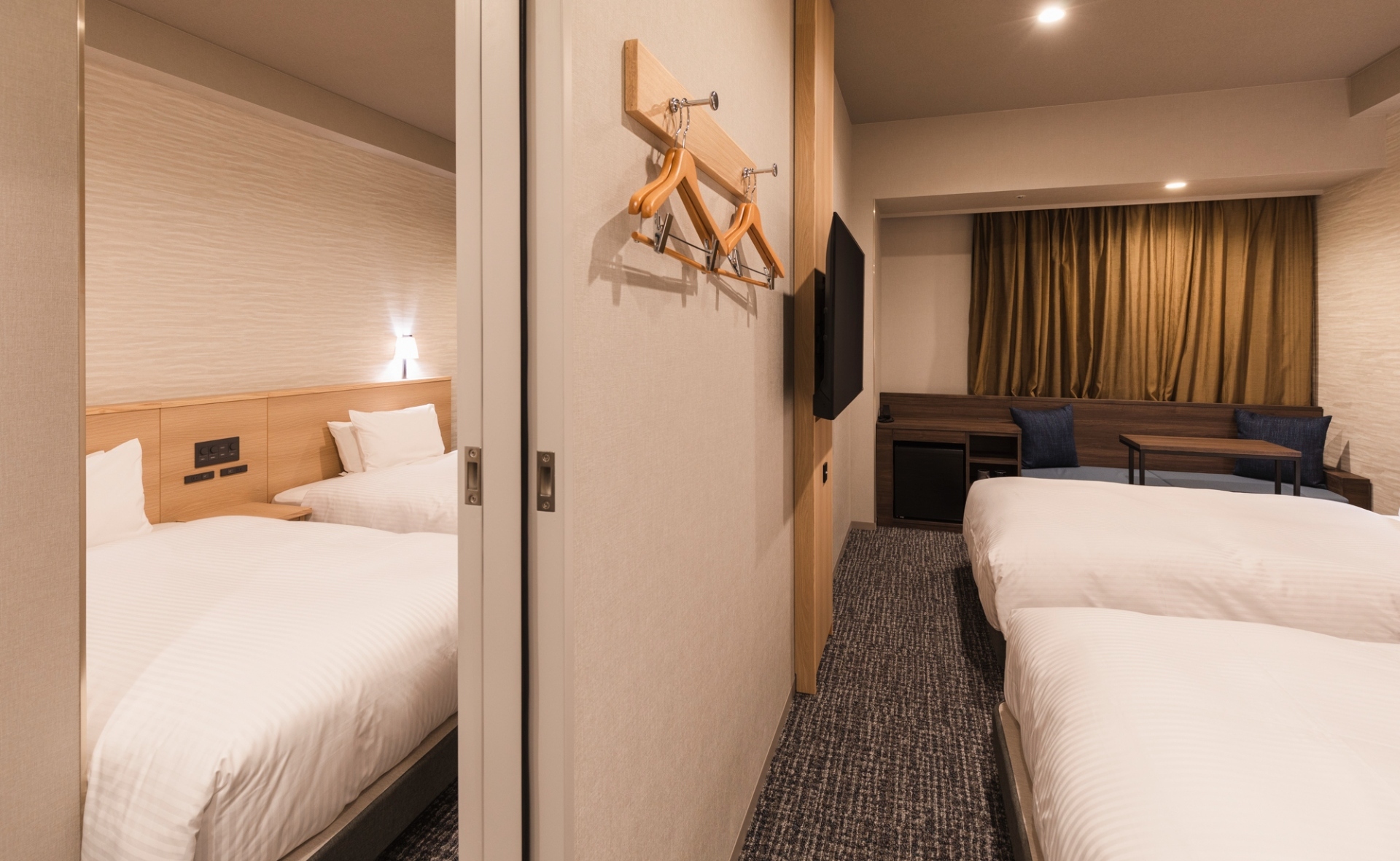 コネクティング