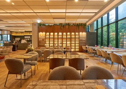 レストラン「Melomelo」