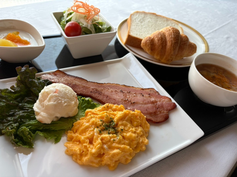 レストラン「アルカディア」