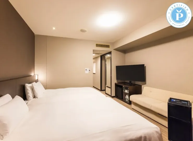 <em class="cat">Pure Wellness Room</em>デラックスツイン（トリプル）