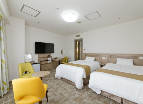 ファミリースーペリアツイン（トリプル可）