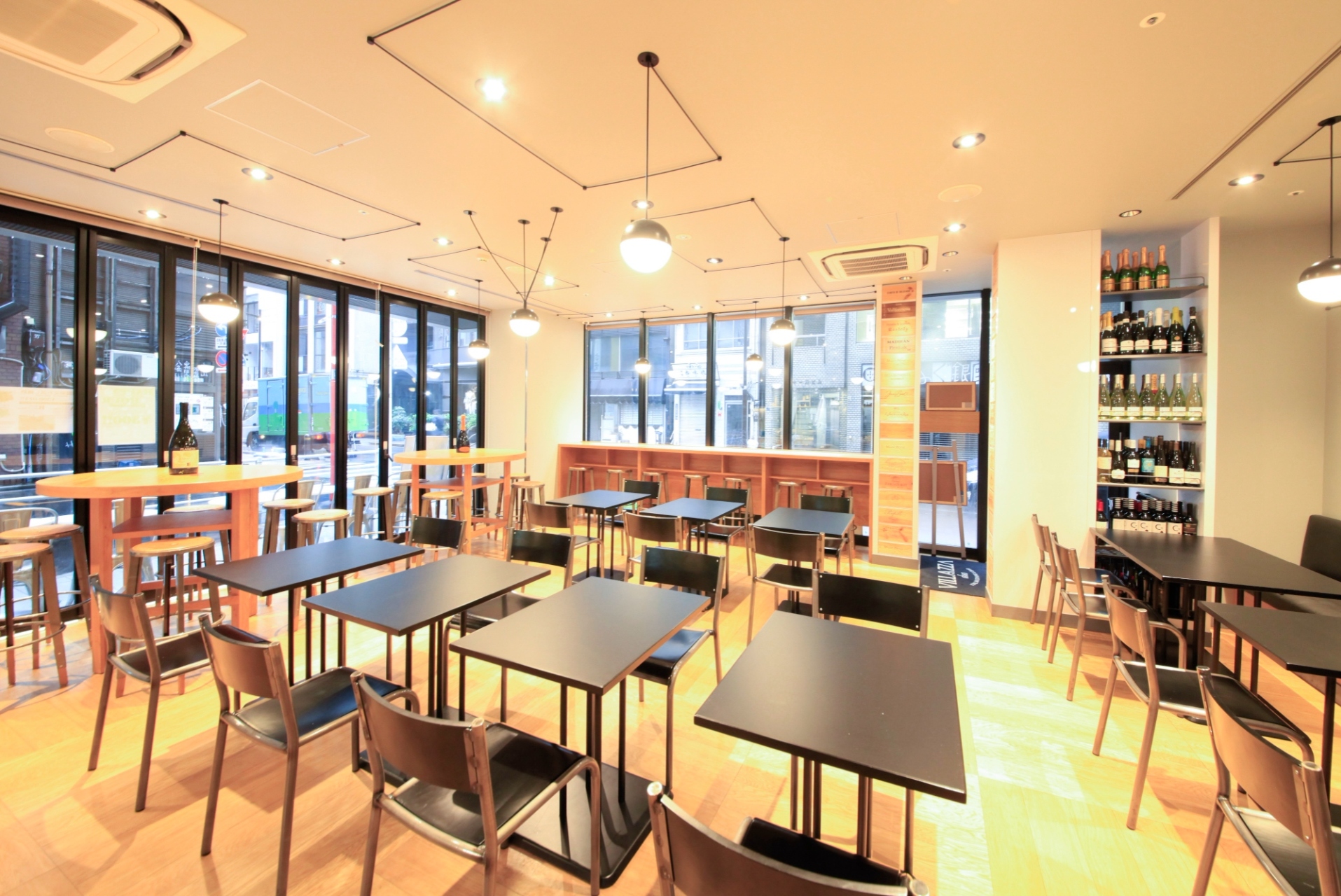 レストラン「VILLAZZA due」